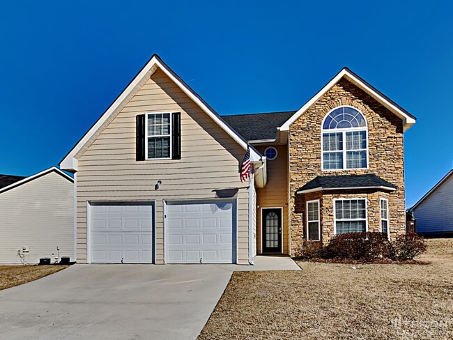 5148 Estonian Dr in Fairburn, GA - Building Photo - Building Photo
