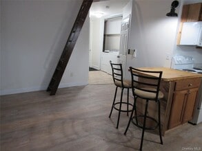 76 Webster Ave in Goshen, NY - Building Photo - Building Photo