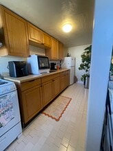 157 Cricket Ave, Unit #5 in Ardmore, PA - Foto de edificio - Building Photo