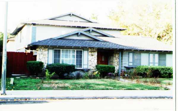 1739 De Marietta Ave in San Jose, CA - Foto de edificio - Building Photo