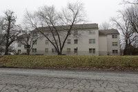 Catalpa Tree Apartments in Savannah, MO - Foto de edificio - Building Photo