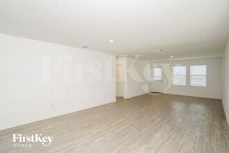 2418 Double Oak Dr in New Braunfels, TX - Building Photo - Building Photo