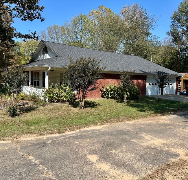 1025 Bayou Ridge Loop in Dover, AR - Foto de edificio - Building Photo