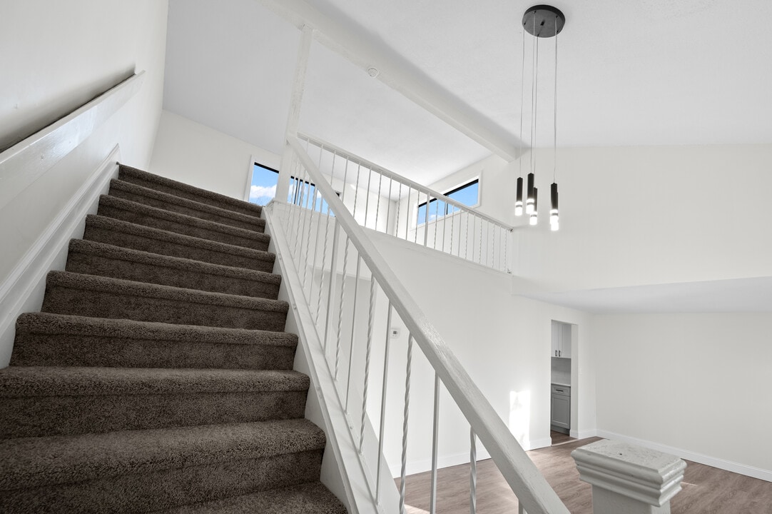 140 Silver Ln in East Hartford, CT - Foto de edificio