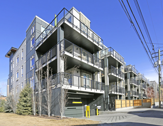 823 5 Ave NW in Calgary, AB - Building Photo - Building Photo