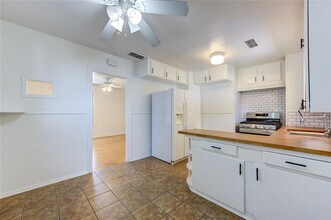 1823 Tabor St in Houston, TX - Building Photo - Building Photo