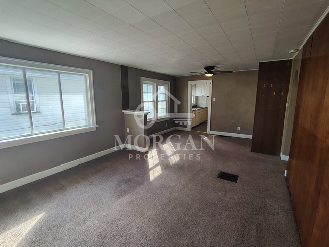 2439 Chase St in Anderson, IN - Foto de edificio - Building Photo