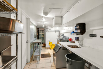 250 Mott St in New York, NY - Building Photo - Building Photo