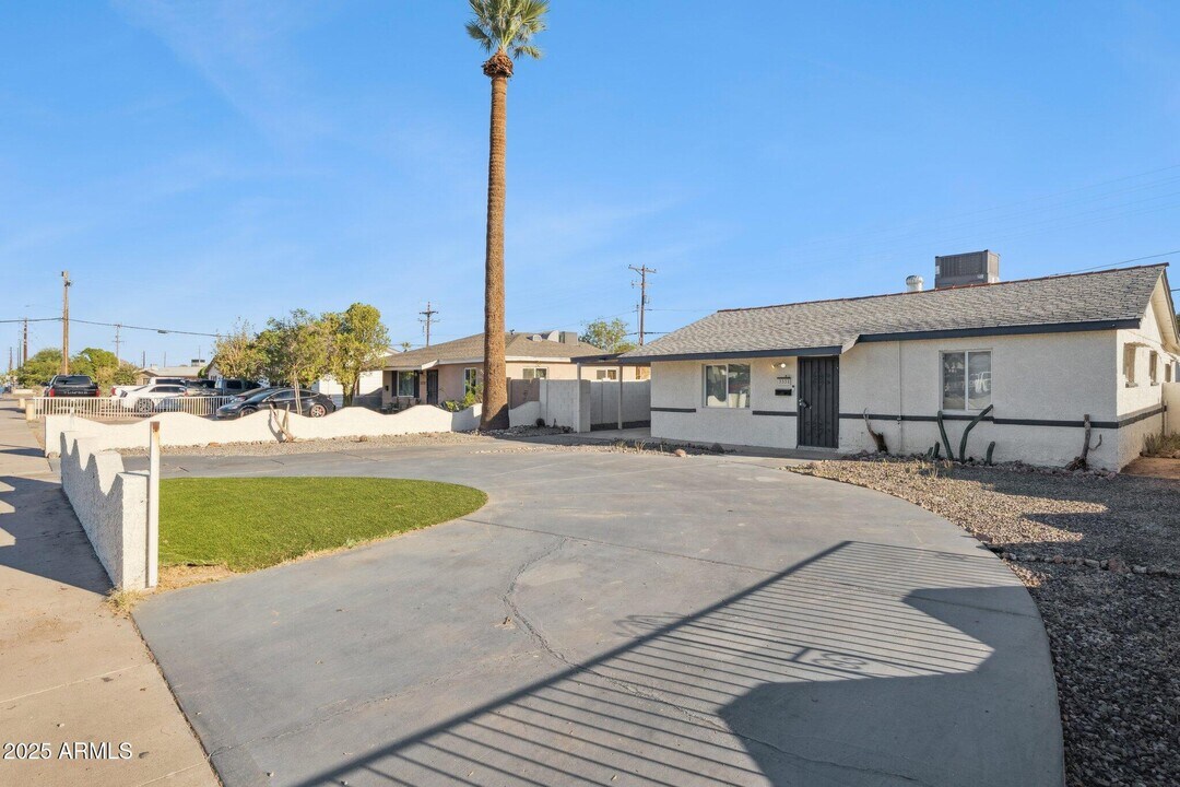 3331 E Oak St in Phoenix, AZ - Building Photo