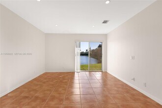 5467 SW 125th Terrace in Miramar, FL - Building Photo - Building Photo