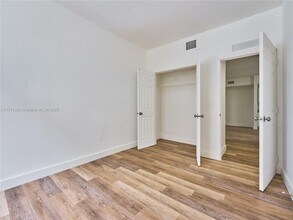 6211 NW 7th Ave in Miami, FL - Building Photo - Building Photo