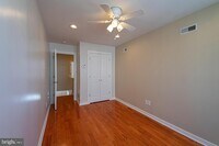 2129 Earp St photo'