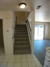 39101 Agua Vista, Unit Apt A in Murrieta, CA - Foto de edificio - Building Photo