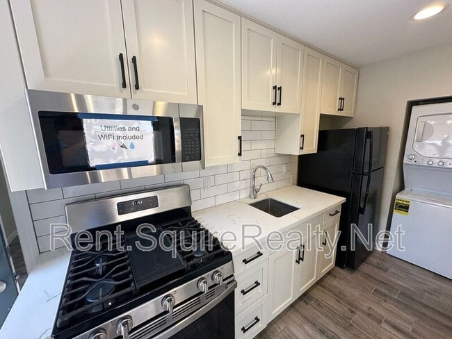 18806 E Armstead St in Azusa, CA - Building Photo - Building Photo