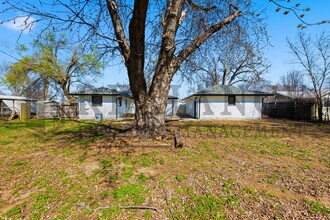 941 W Hazel St in Wichita, KS - Building Photo - Building Photo