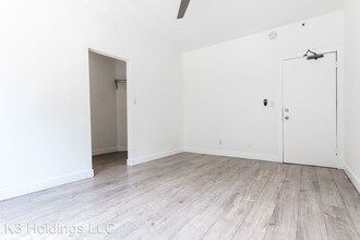 932 Irolo St in Los Angeles, CA - Building Photo - Building Photo