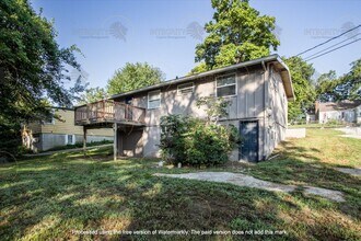 4809 Farley Ave in Kansas City, MO - Building Photo - Building Photo