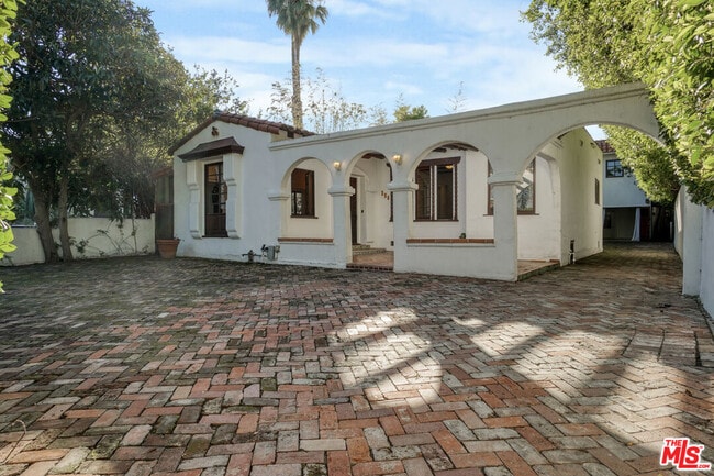 property at 449 N Sweetzer Ave