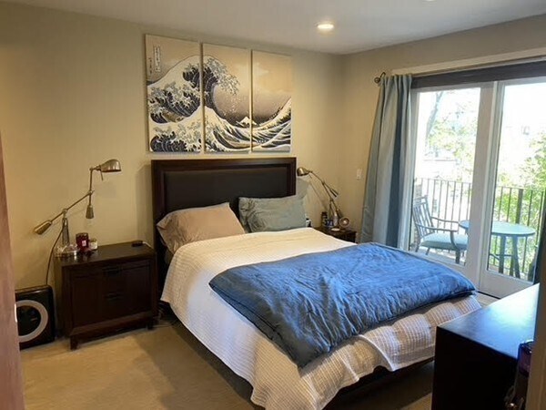 528 Cambridge St, Unit #1 in Boston, MA - Building Photo