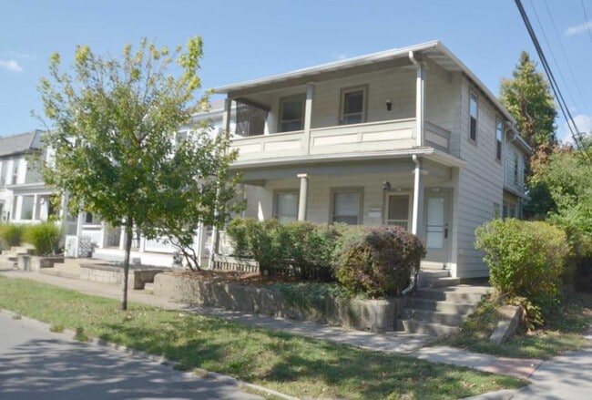 property at 208 W 3rd Ave