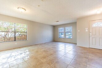 8423 Parry Path in Converse, TX - Building Photo - Building Photo