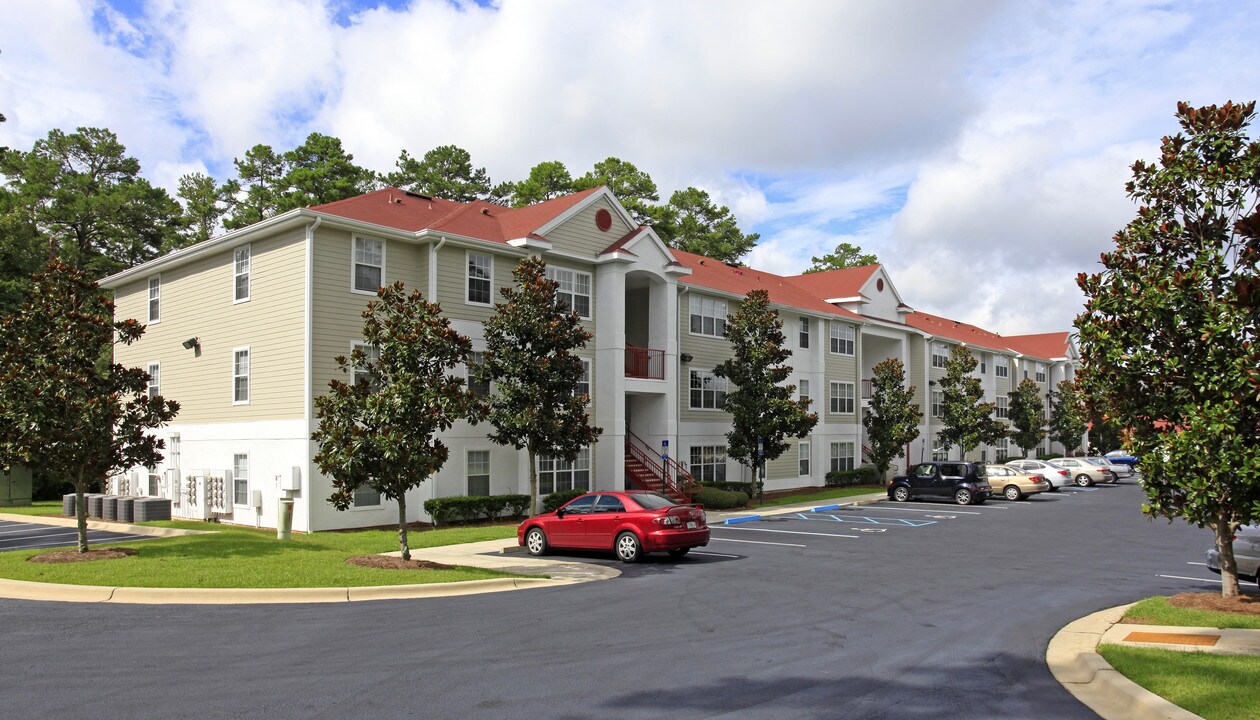 Jamestown Woods in Tallahassee, FL - Foto de edificio
