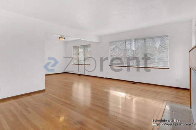 property at 6117 NE Clackamas St