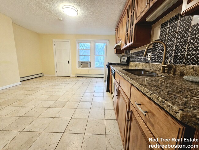 property at 7 High St Pl