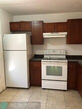 403 NW 68th Ave in Plantation, FL - Building Photo - Building Photo
