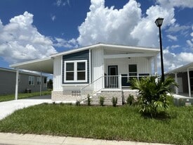 7822 Chandler St in Ellenton, FL - Building Photo