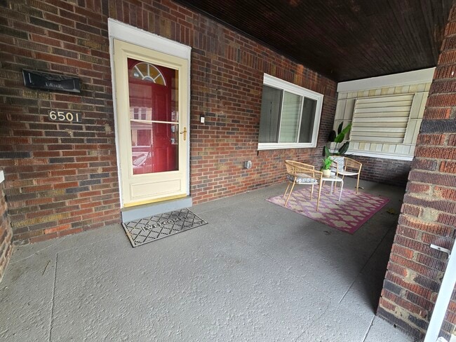 6501 Deary St in Pittsburgh, PA - Building Photo - Building Photo