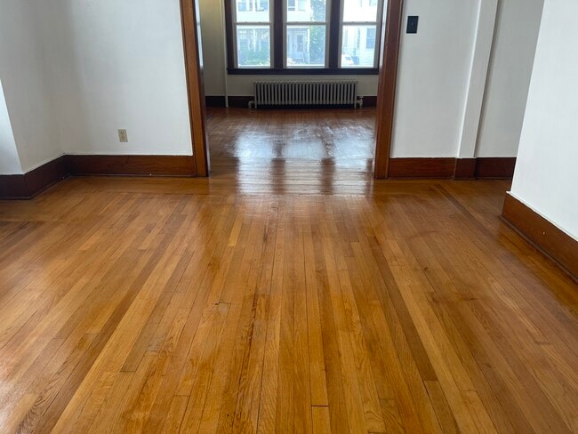 43 Forest Ave, Unit First Floor