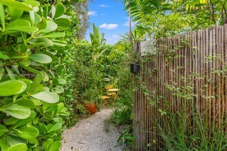 468 NE 90th St in El Portal, FL - Building Photo - Building Photo