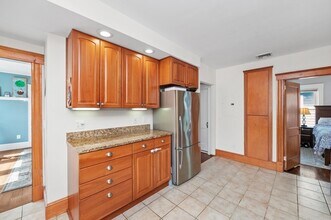 136 Jewett St in Newton, MA - Building Photo - Building Photo