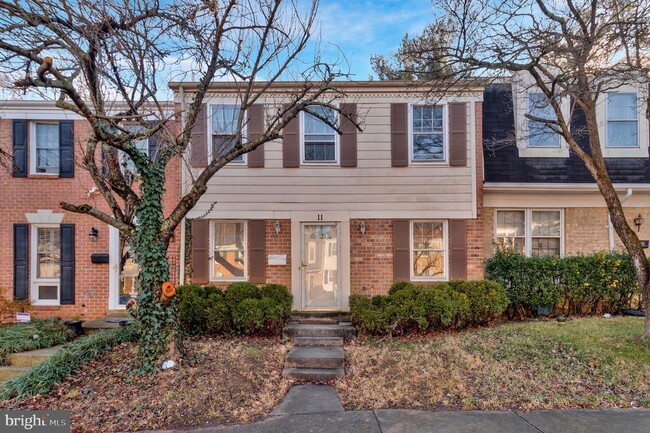 11 Honey Brook Ln in Gaithersburg, MD - Building Photo - Building Photo