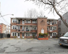 67 Morris Street Apartments in Albany, NY - Building Photo - Building Photo