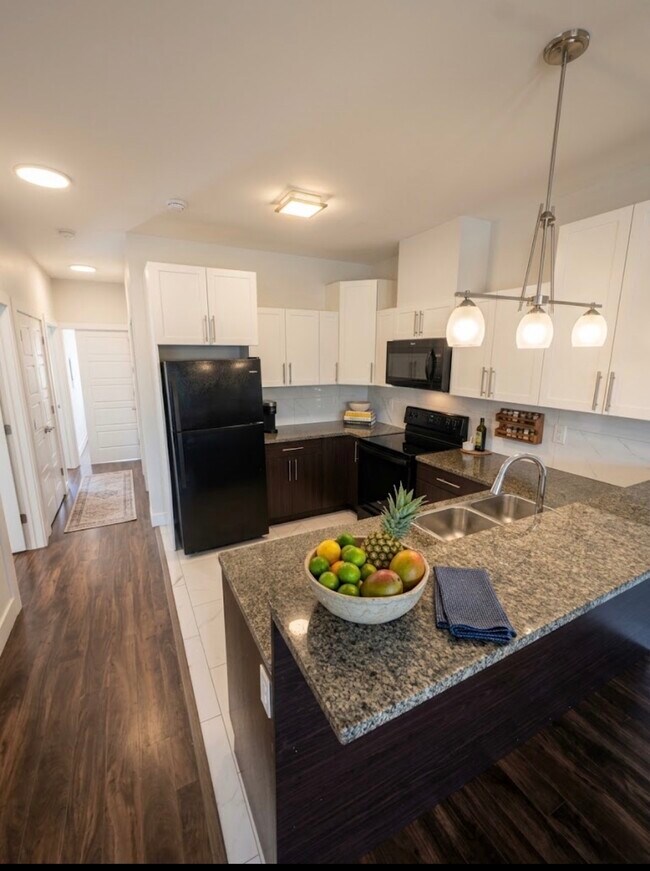 property at 10 Catamaran Rd
