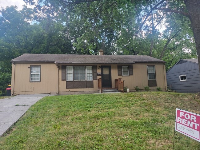 property at 9007 Washington St