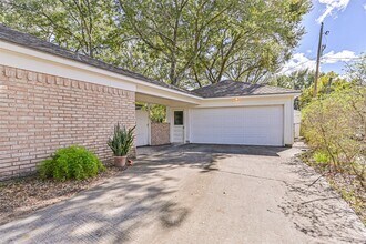 2005 La Salle Ln in League City, TX - Building Photo - Building Photo