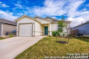 13915 Morgan Terrace in San Antonio, TX - Building Photo - Building Photo