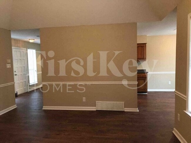 6577 Cross Oak Dr in Memphis, TN - Building Photo - Building Photo