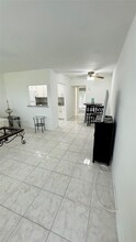 163 Coventry G in West Palm Beach, FL - Building Photo - Building Photo