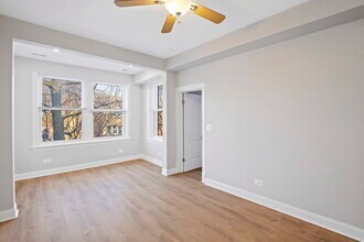 2626 N Ridgeway Ave in Chicago, IL - Building Photo - Building Photo