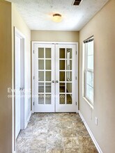 5679 Marshfield Dr in Westerville, OH - Building Photo - Building Photo