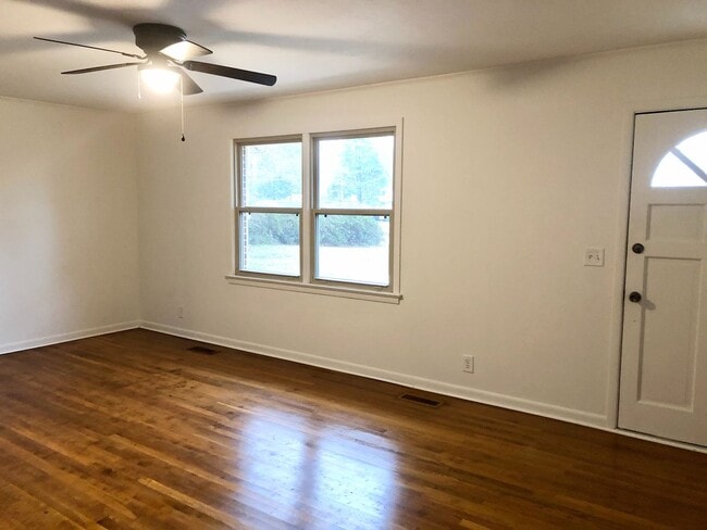 216 Glenwood Ave in Troy, AL - Building Photo - Building Photo