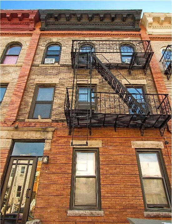 224 53rd St in Brooklyn, NY - Foto de edificio - Building Photo