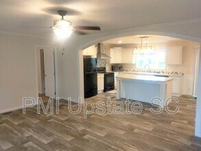 5 Charles St in Greenville, SC - Building Photo - Building Photo