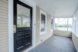 11 Burritt Ave in Norwalk, CT - Building Photo - Building Photo