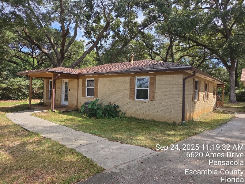 6590 Dewrell Square in Pensacola, FL - Building Photo