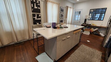 8 Nonantum St, Unit 1a in Boston, MA - Building Photo - Building Photo